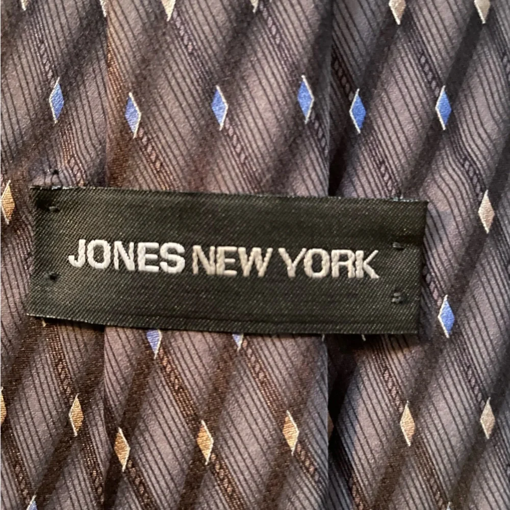 😎 Jones New York grey/black 100% silk tie made in USA